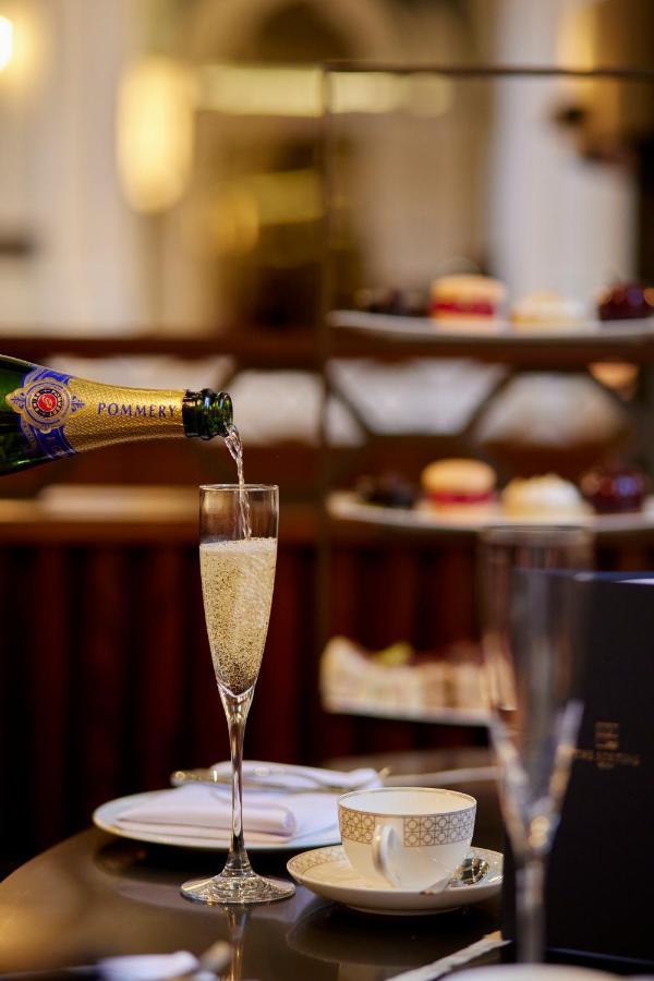 The Parkgate Hotel คาร์ดิฟฟ์ ภายนอก รูปภาพ