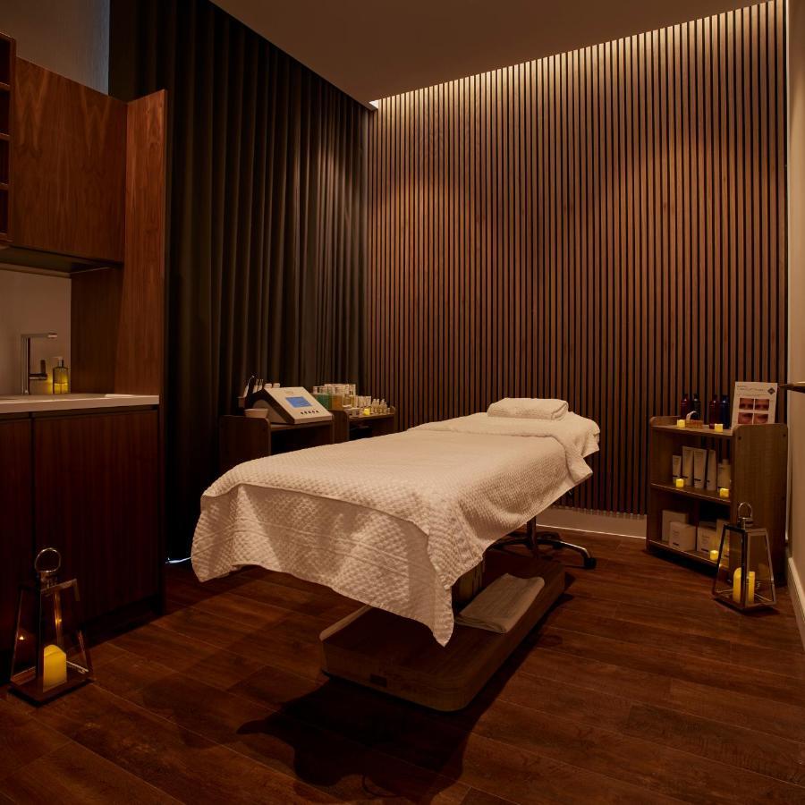 The Parkgate Hotel คาร์ดิฟฟ์ ภายนอก รูปภาพ